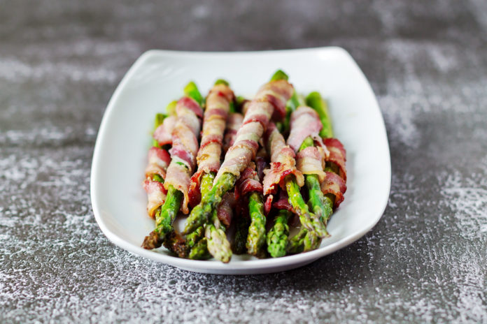 szparagi z boczkiem zdrowe odżywianie kup dietę