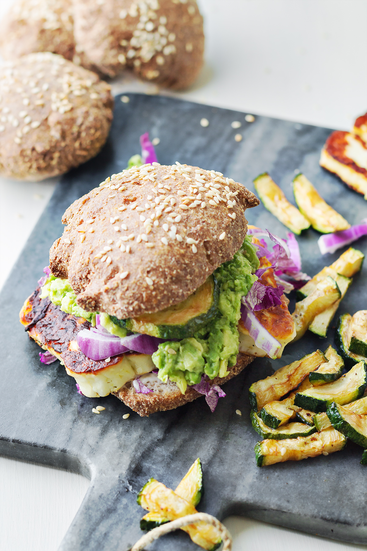 burger z halloumi lchf dieta konsultacje dietetyczne online